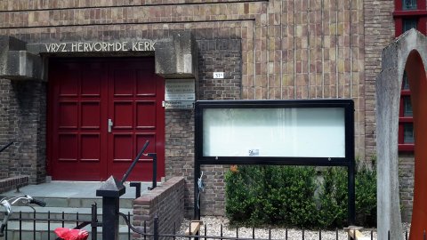 Informatiekast RAL zwart Parkstraatkerk Arnhem