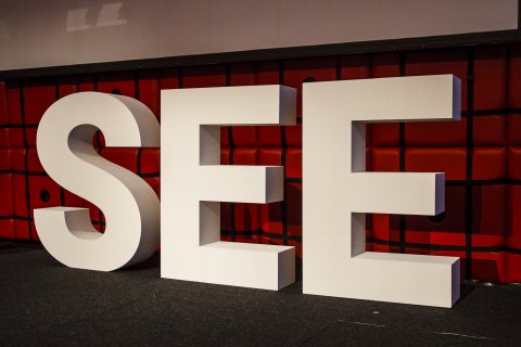 Piepschuim letters